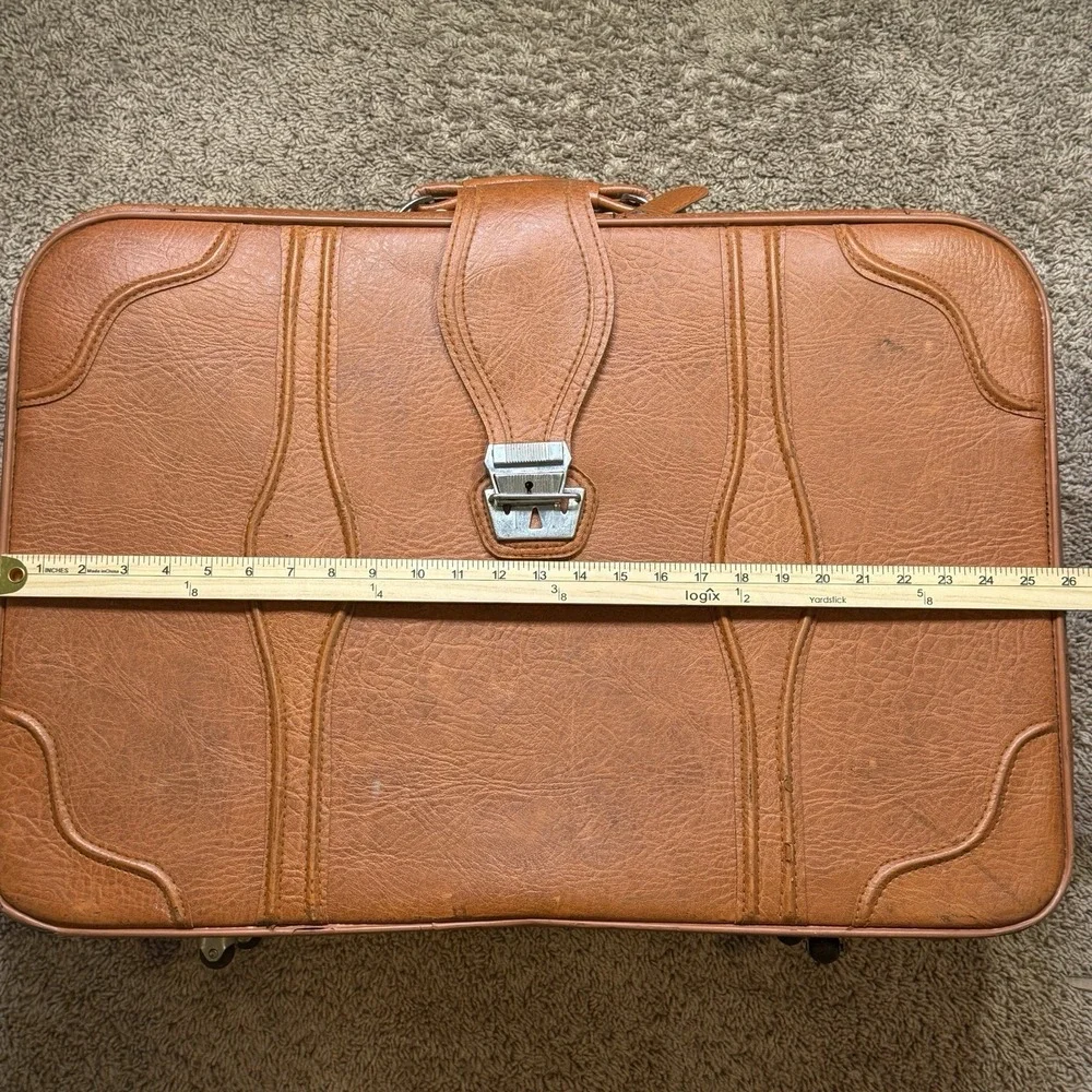 Vintage Monarch‎ Luggage 2 Pc Brown Faux Leather Suitcase Set w/ Wheels & Keys